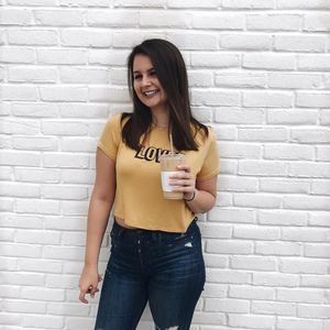 Meet your Posher, Emily